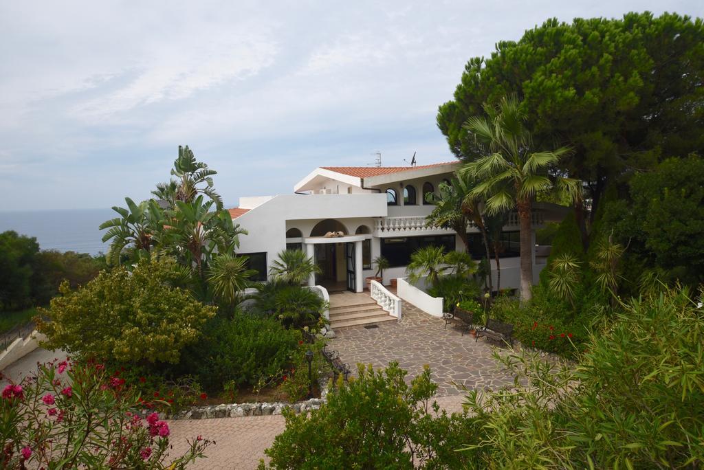 Villaggio Pineta Petto Bianco Capo Vaticano Dış mekan fotoğraf